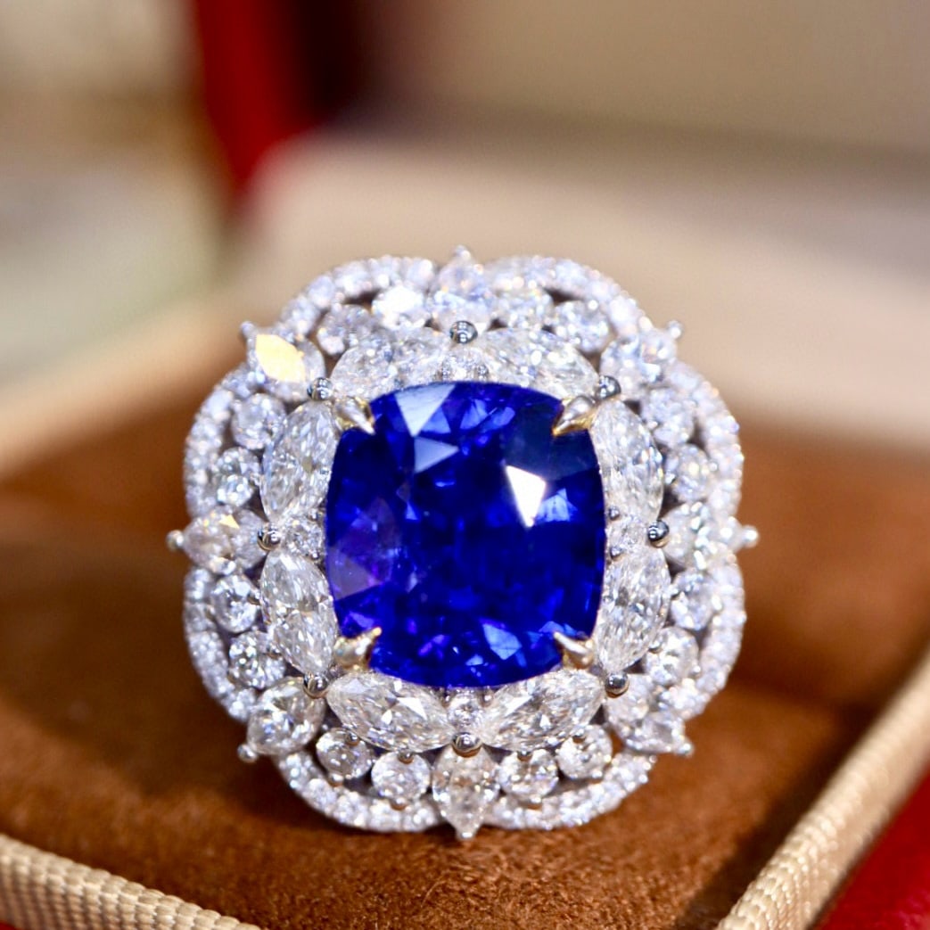 14k Gold 8.74 Ctw Natural Sapphire & Diamond Ring - 5