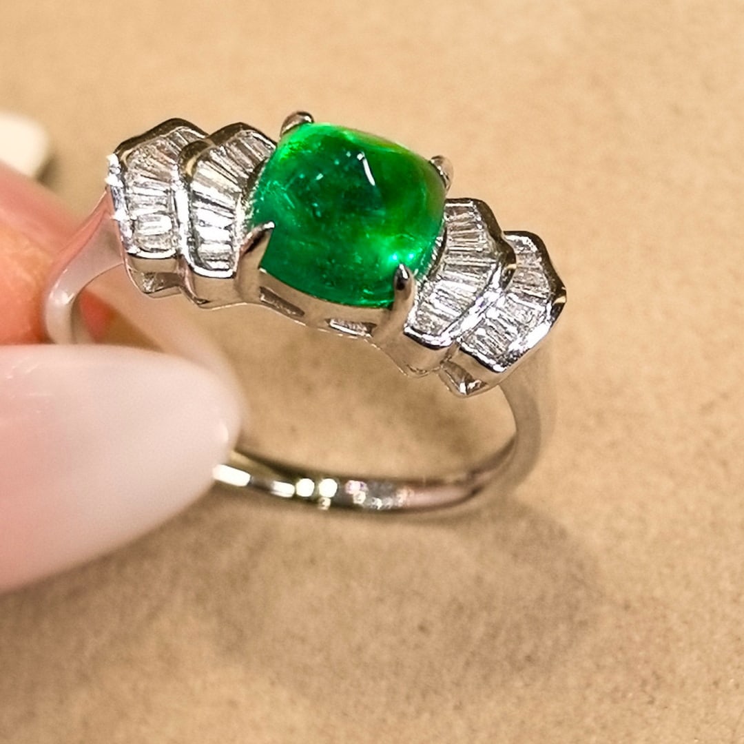 14k Gold 1.86 Ctw Vivid Green Natural Emerald & Diamond Ring - 4