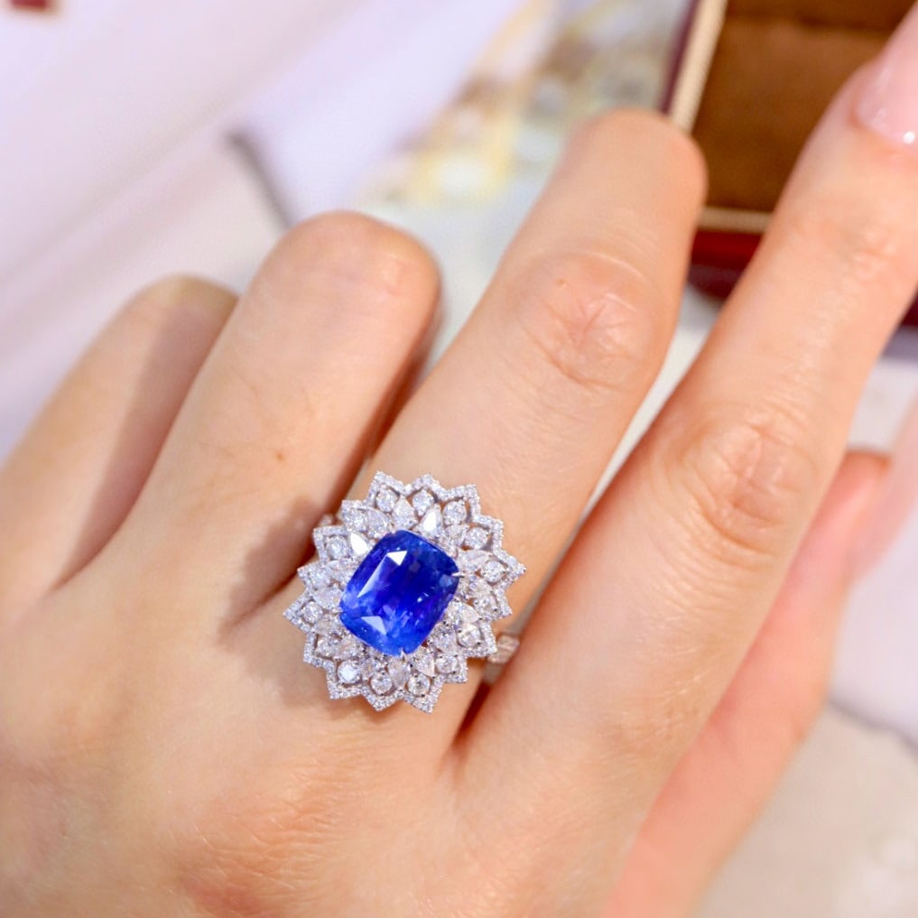 14k Gold 6.34 Ctw Natural Sapphire & Diamond Ring - 8