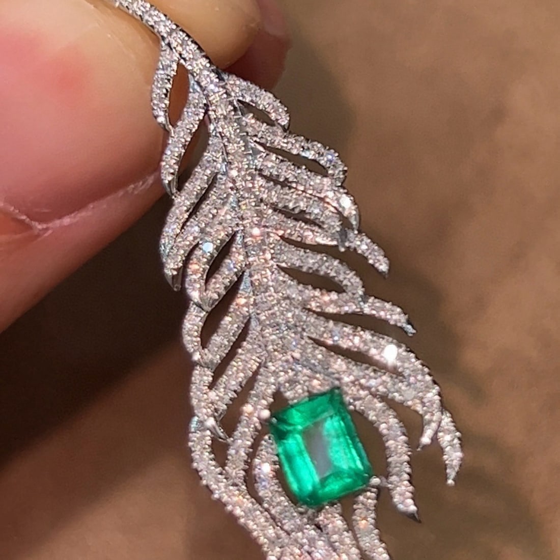 14k Gold 0.61 Ct Vivid Green Natural Emerald & Diamond Brooch/pendant( Without Chain ) - 2