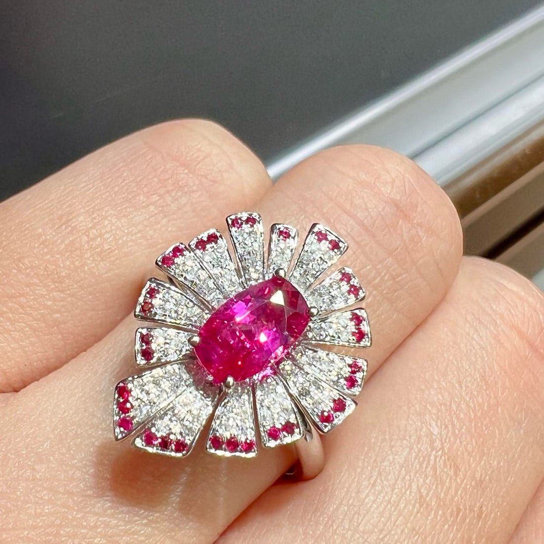 14k Gold 1.1 Ct Natural Ruby & Diamond Ring - 5