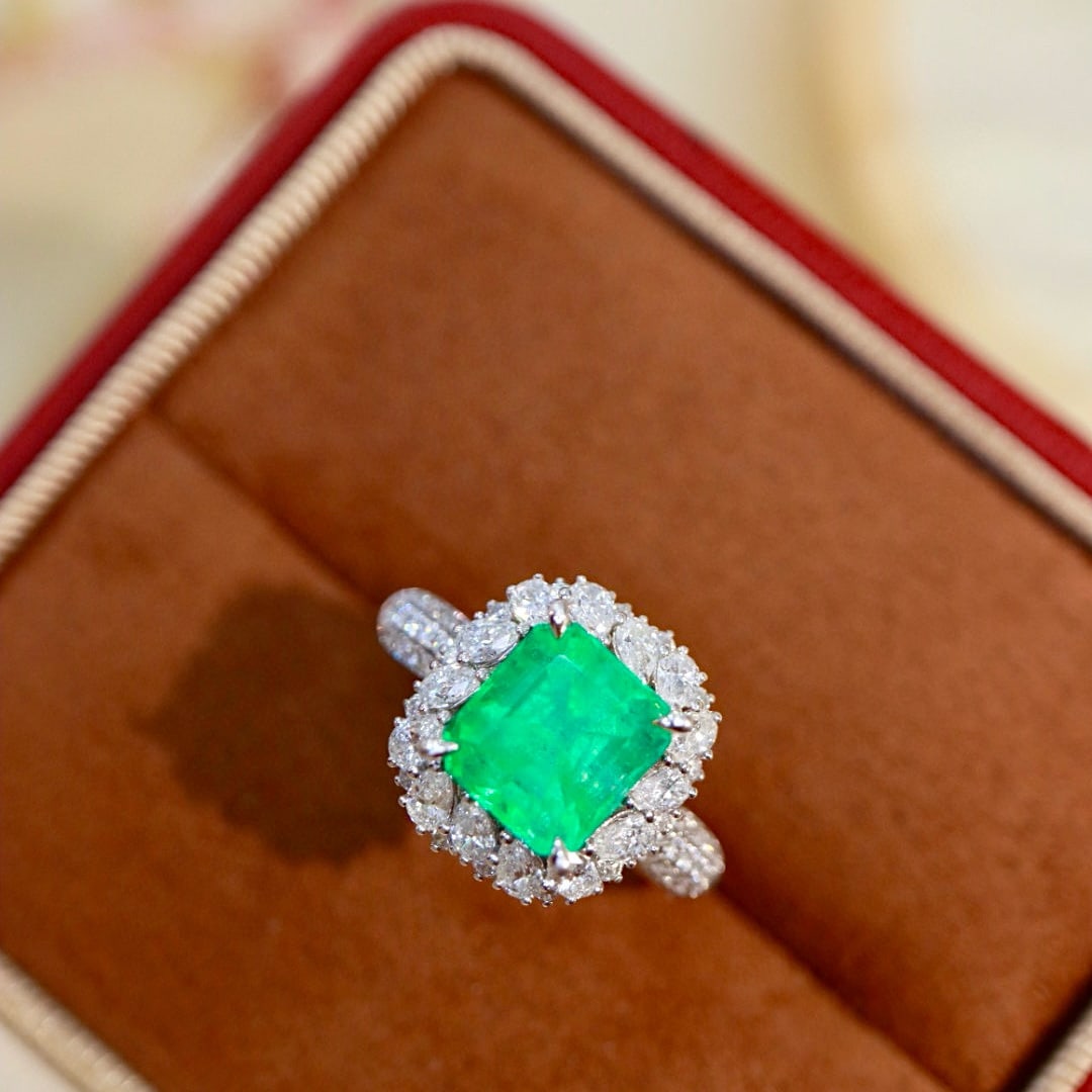 14k Gold 3.26 Ctw Natural Emerald & Diamond Ring - 5