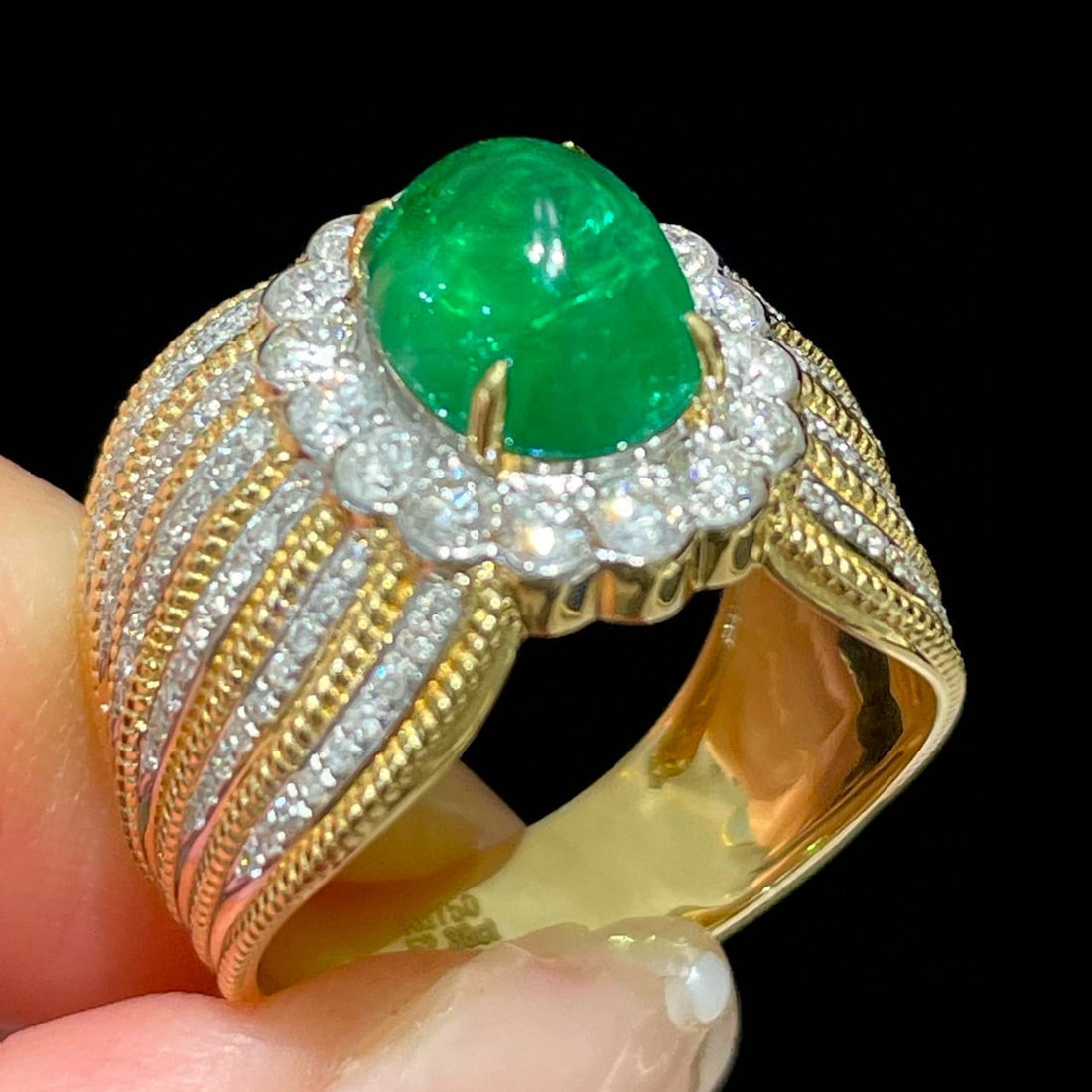 14k Gold 2.38 Ct Vivid Green Natural Emerald & Diamond Ring - 2