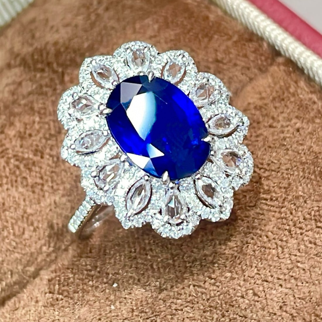 14k Gold 2 Ct Natural Sapphire & Diamond Ring - 5