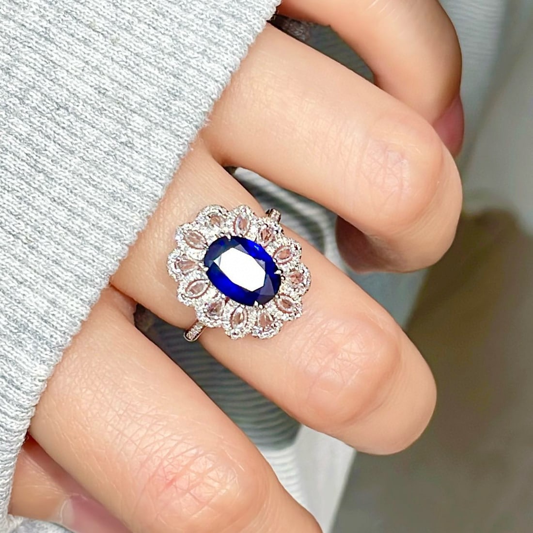 14k Gold 2 Ct Natural Sapphire & Diamond Ring - 6