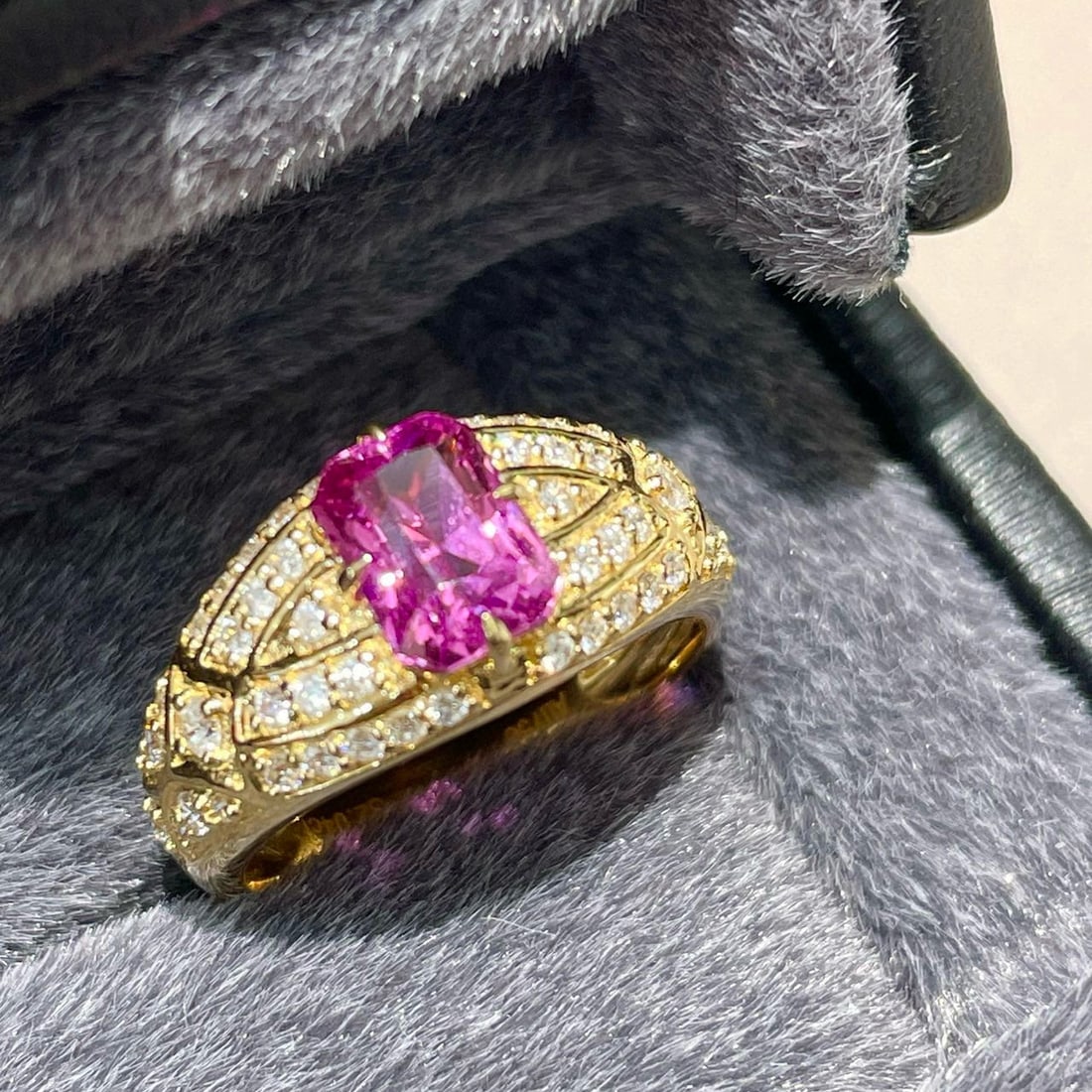 14k Gold 2.04 Ct Natural Sapphire & Diamond Ring - 3