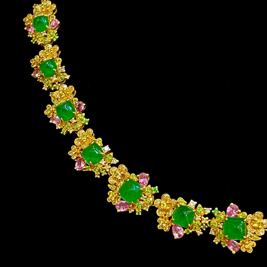 14k Gold 10.2 Ct Natural Emerald & Sapphire & Tsavorite & Diamond Necklace - 4