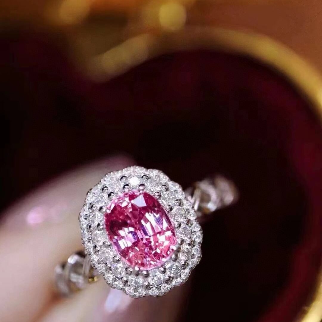 14k Gold 1.82 Ctw Natural Padparadscha Sapphire & Diamond Ring: Ref:230952138 // gold content:14k gold // ring size:7. 25us // // main gemstone:padparadscha sapphire // shape:oval // carat weight:1. 29ct // color:orangish pink // treatment:natural // // adjacent g