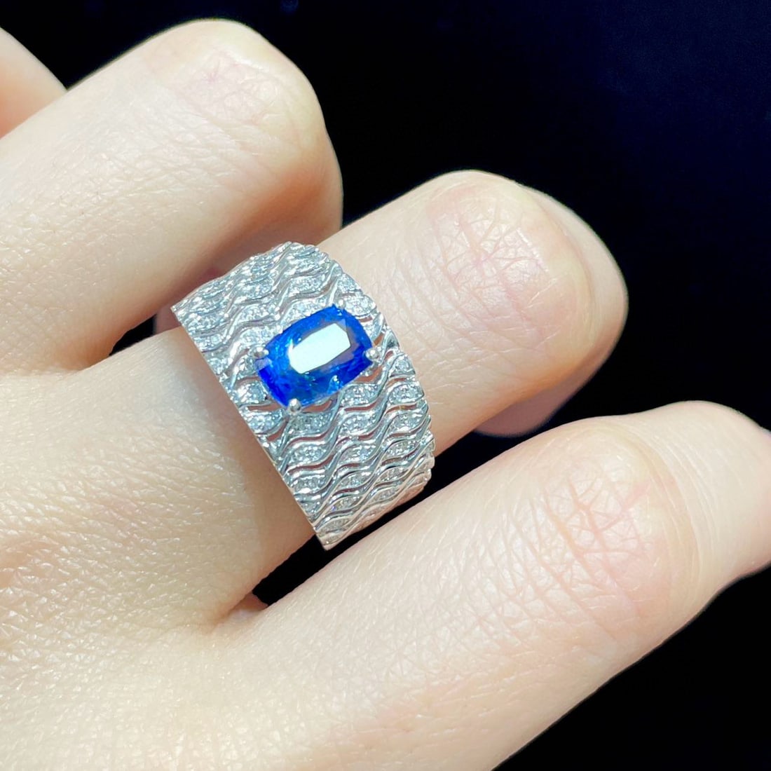 14k Gold 2 Ct Natural Sapphire & Diamond Ring - 5