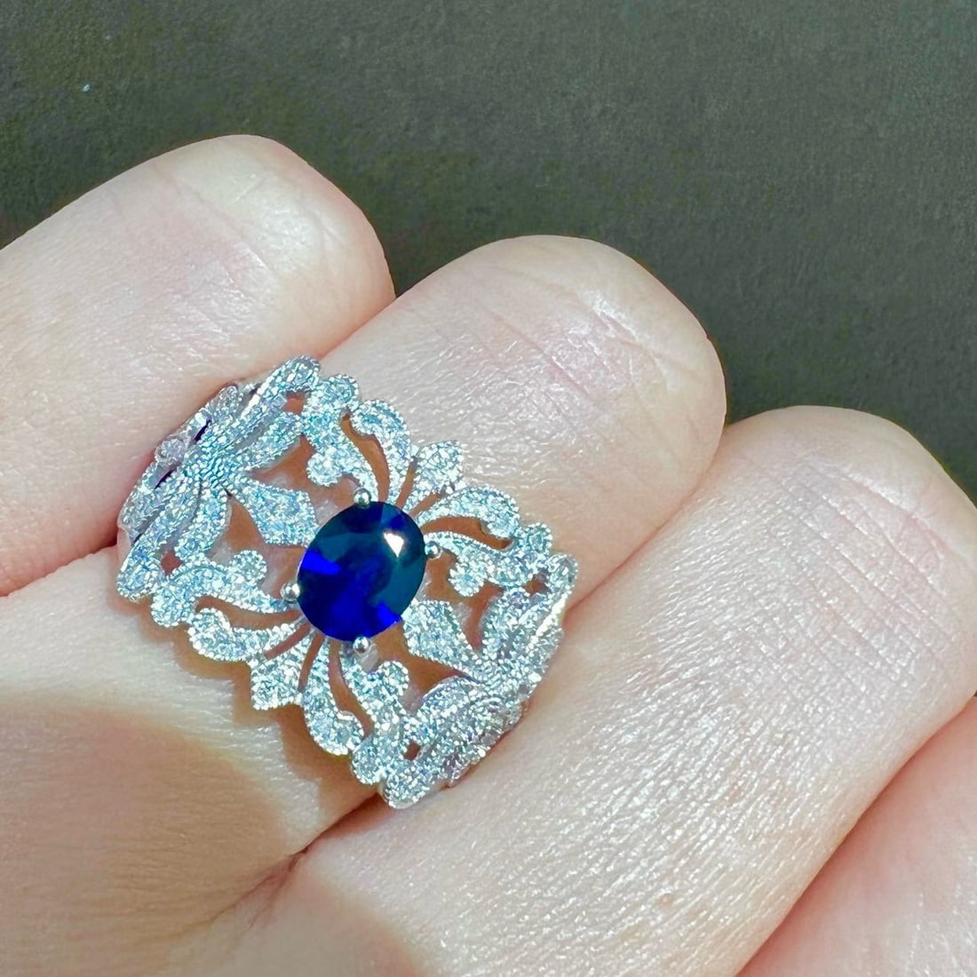 14k Gold 0.7 Ct Natural Sapphire & Diamond Ring - 5