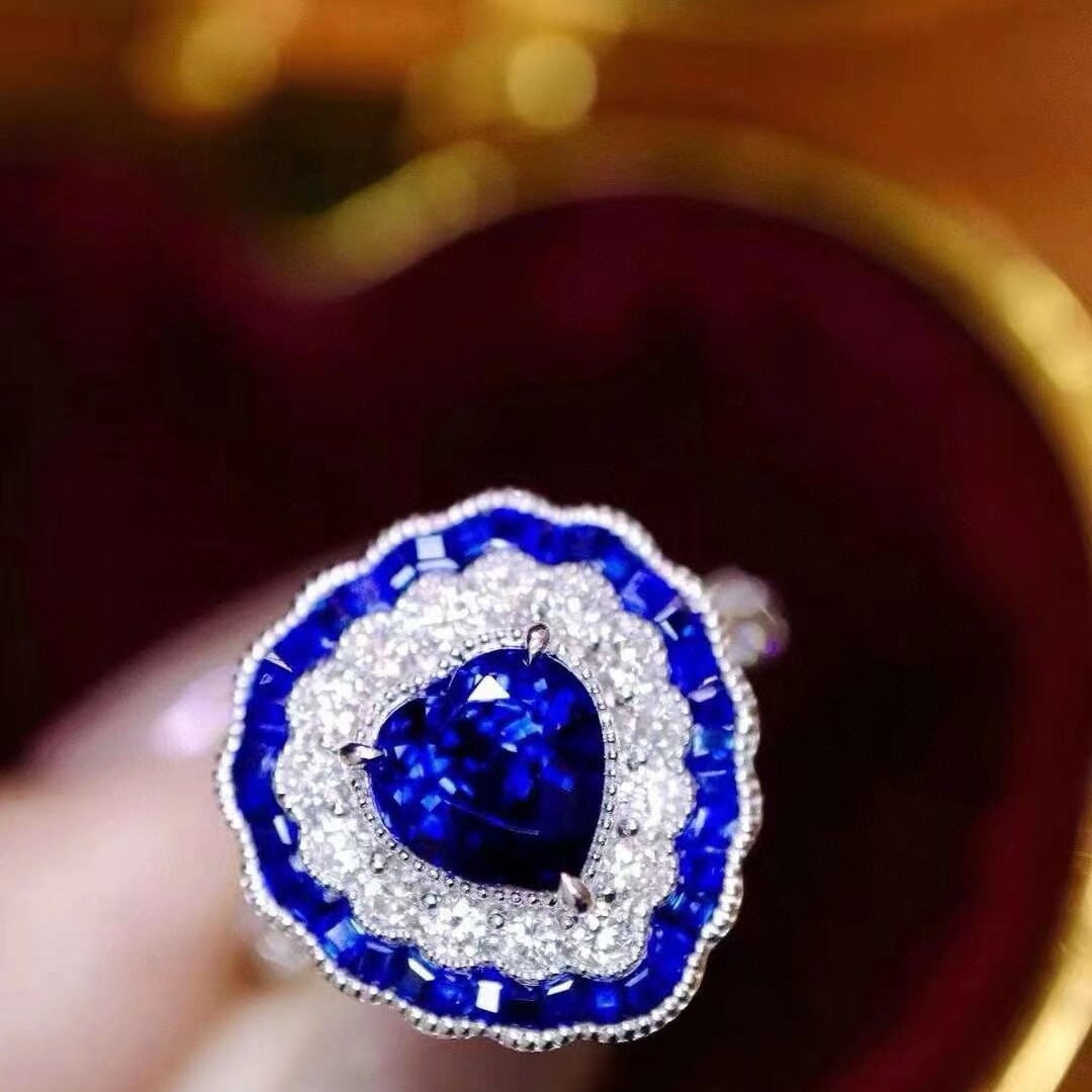 14k Gold 3.50 Ctw Natural Sapphire & Diamond Ring/pendant( Without Chain ): Ref:230952154 // gold content:14k gold // ring size:7. 25us // // main gemstone:sapphire // shape:heart // carat weight:2. 66ct // color:royal blue // treatment:natural // // adjacent gemstone 2 : dia
