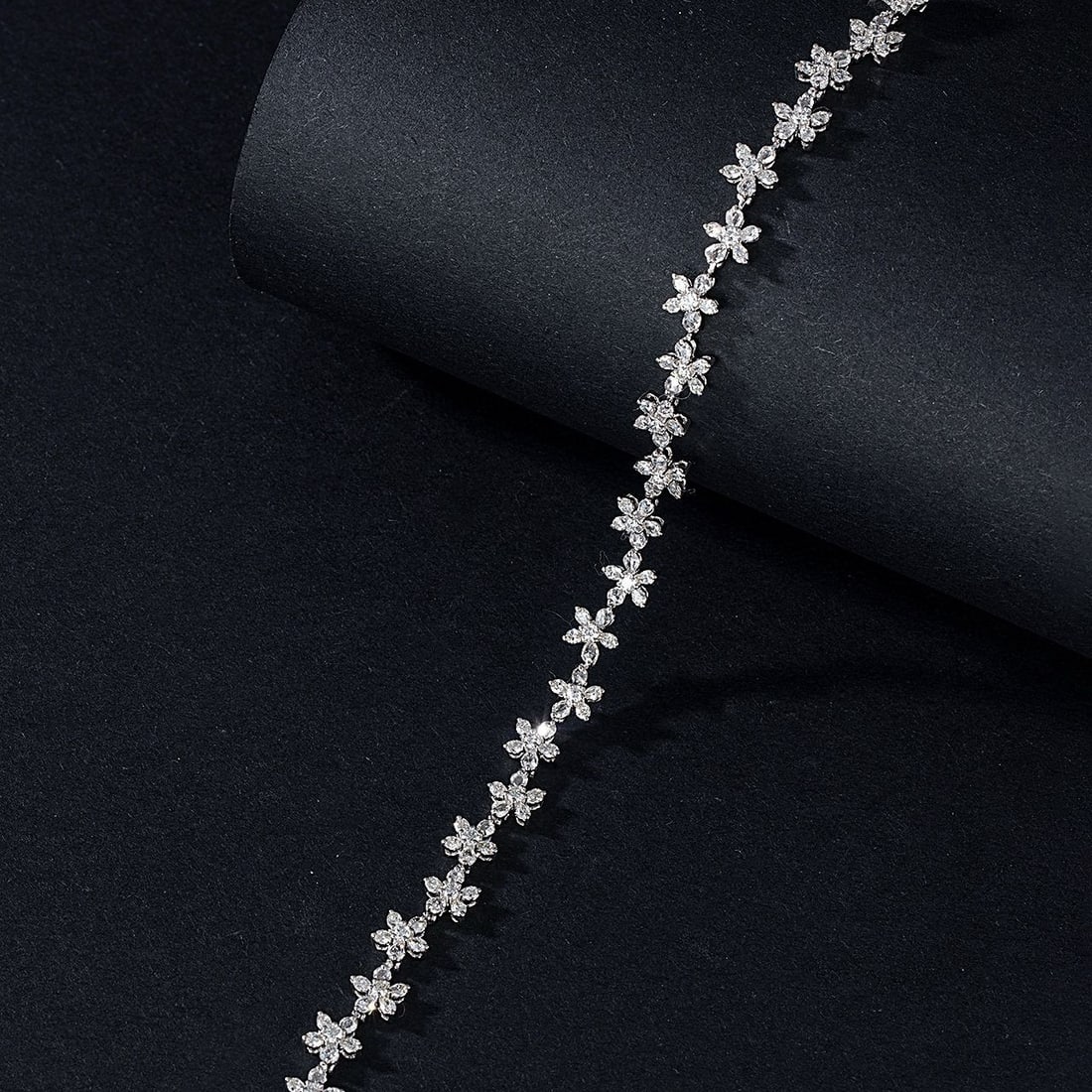 14k Gold 3.26 Ctw Natural H Diamond Bracelet - 2