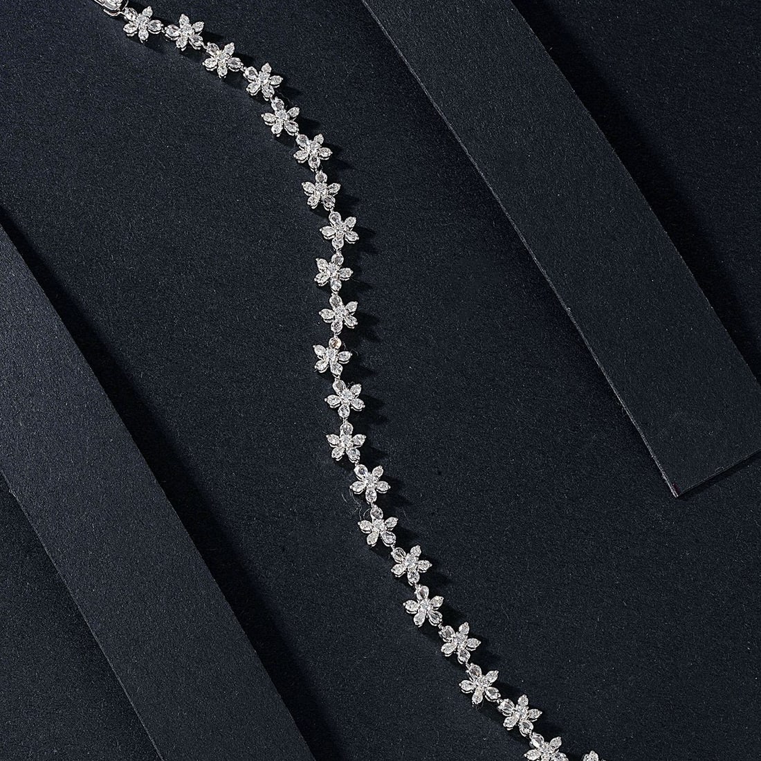 14k Gold 3.26 Ctw Natural H Diamond Bracelet - 3