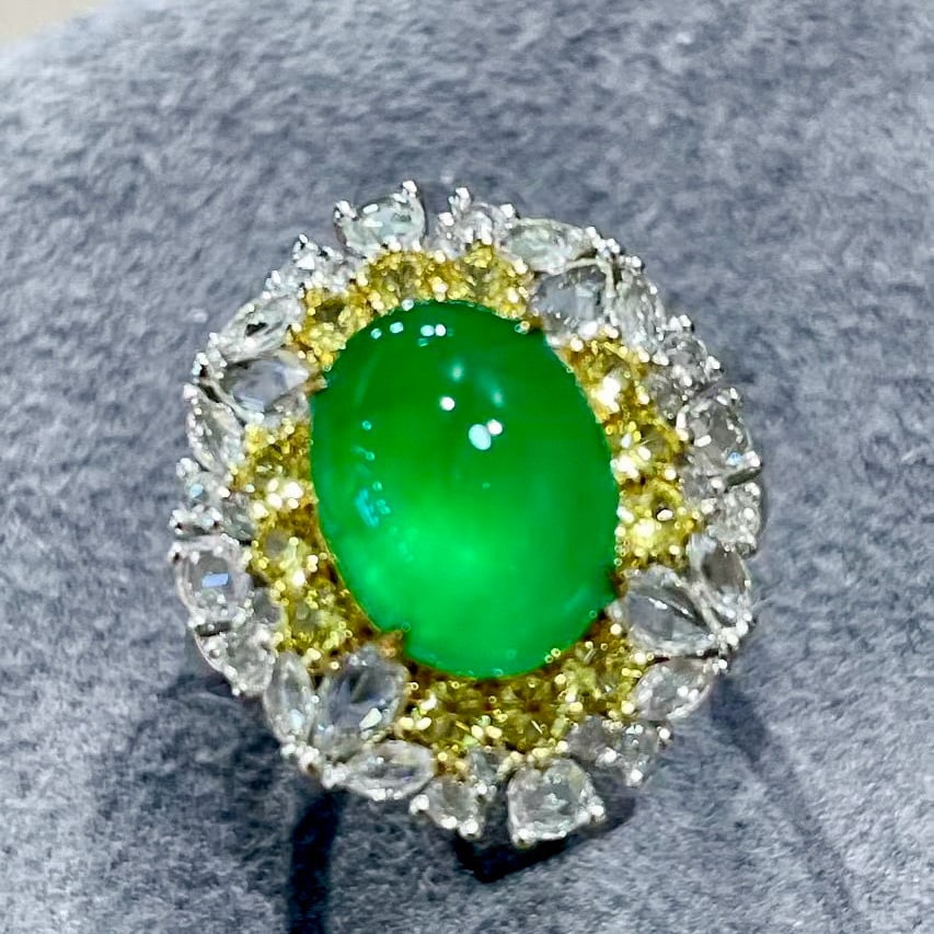 14k Gold 3.1 Ct Vivid Green Natural Emerald & Sapphire & Diamond Ring: Ref:230952164 // gold content:14k gold // ring size:7. 25us // // main gemstone:emerald // shape:oval // carat weight:3. 1ct // color:vivid green // treatment:natural // // adjacent gemstone 2 :