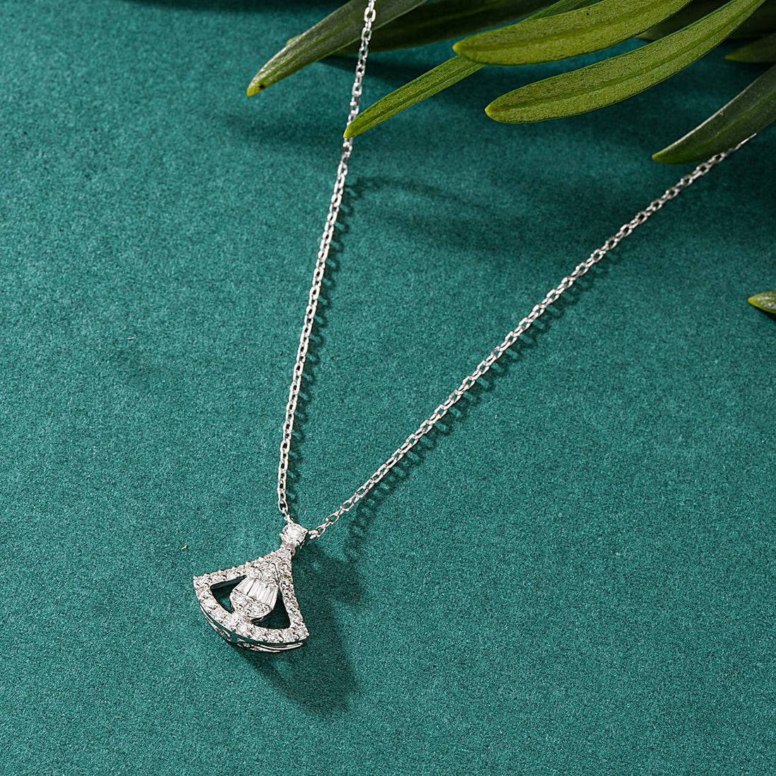 14k Gold 0.23 Ctw Natural H Diamond Pendant( Without Chain ) - 3