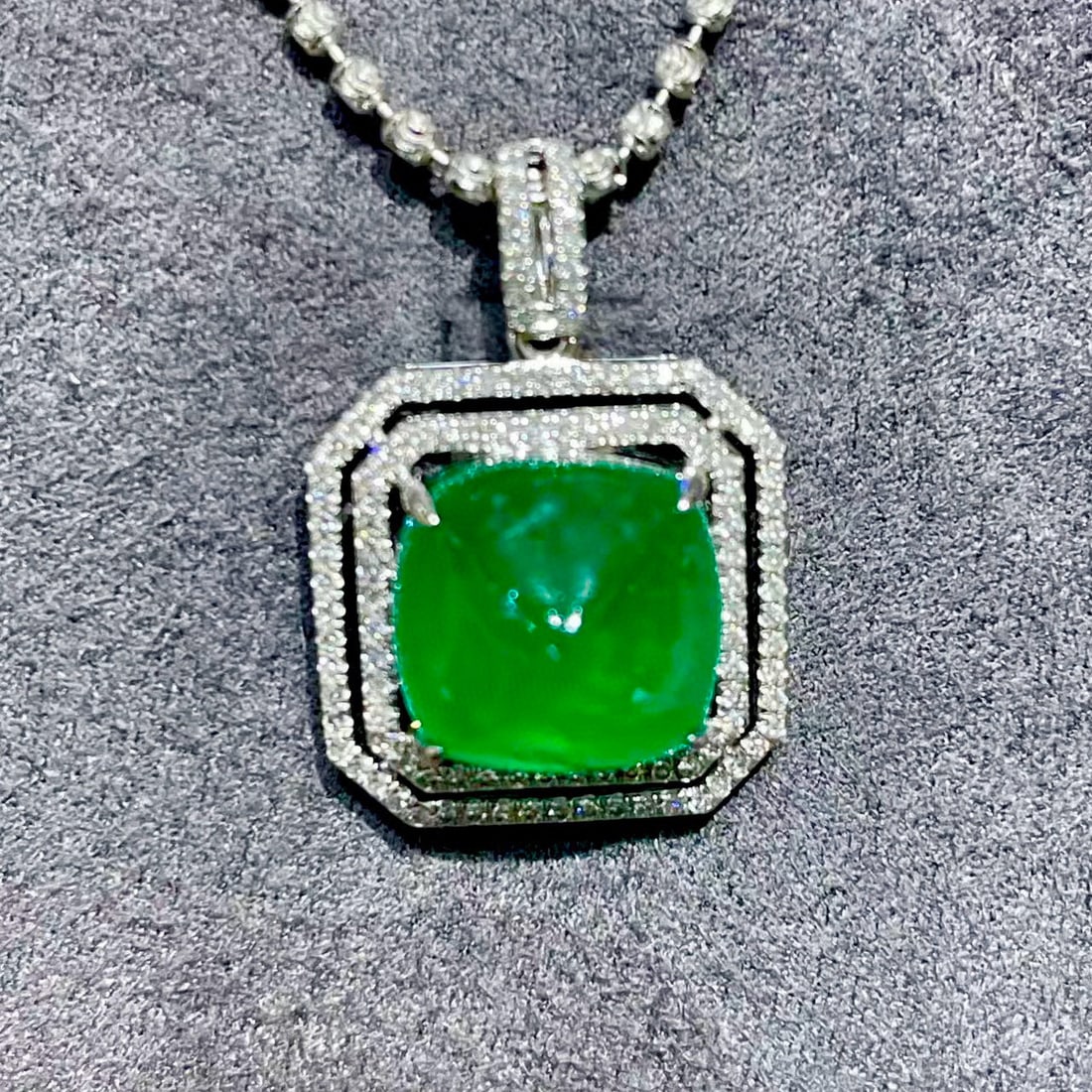 14k Gold 6.02 Ct Vivid Green Natural Emerald & Diamond Pendant( Without Chain ) - 2