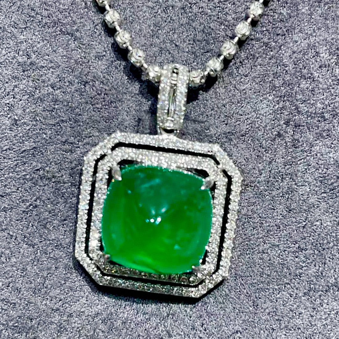 14k Gold 6.02 Ct Vivid Green Natural Emerald & Diamond Pendant( Without Chain ) - 3