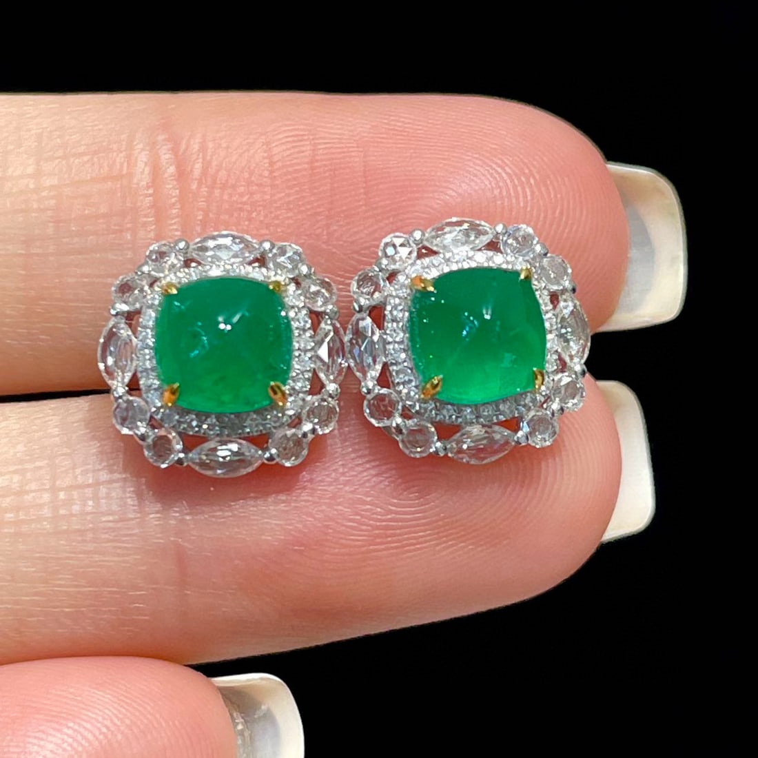 14k Gold 2.4 Ct Vivid Green Natural Emerald & Sapphire & Diamond Earrings - 3