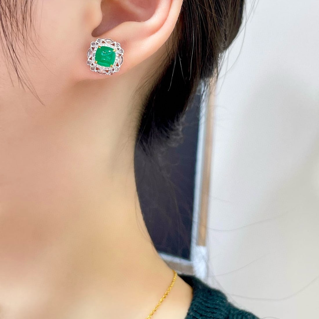 14k Gold 2.4 Ct Vivid Green Natural Emerald & Sapphire & Diamond Earrings - 6