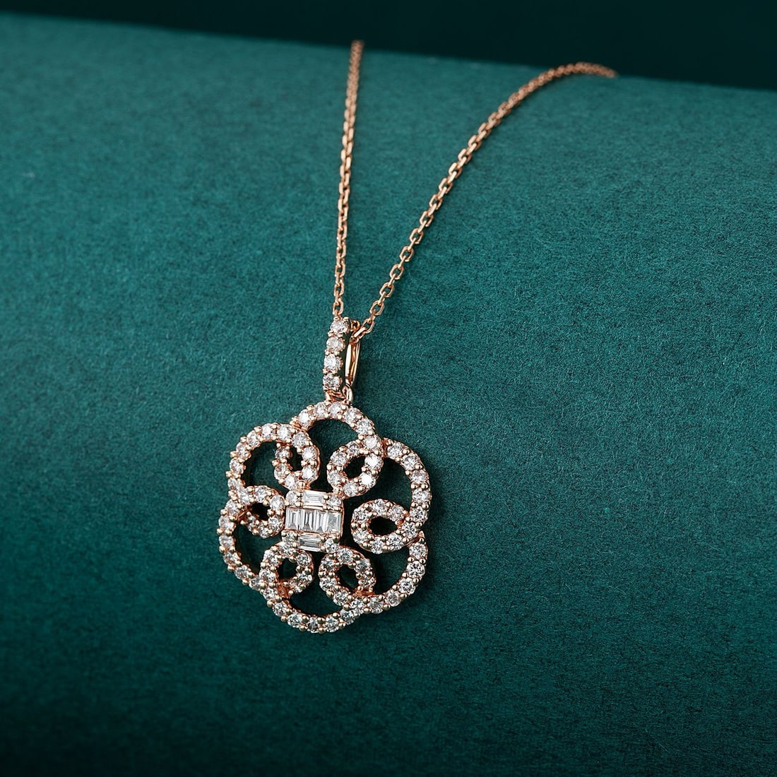 14k Gold 0.63 Ctw Natural H Diamond Pendant( Without Chain ) - 2