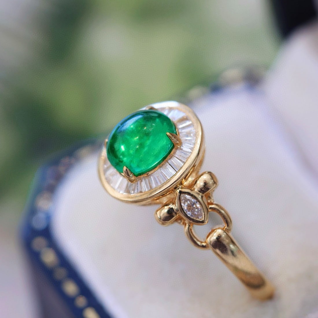 14k Gold 1.11 Ctw Natural Emerald & Diamond Ring - 3