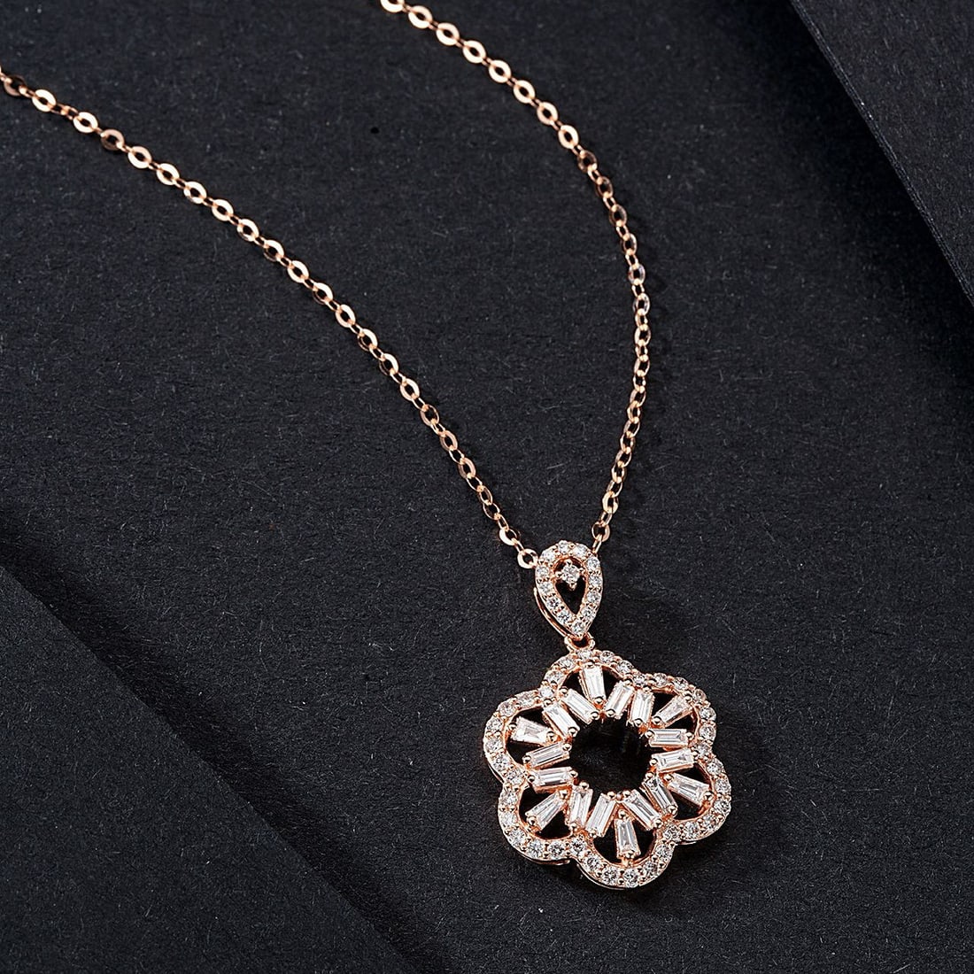 14k Gold 0.64 Ctw Natural H Diamond Pendant( Without Chain ) - 3