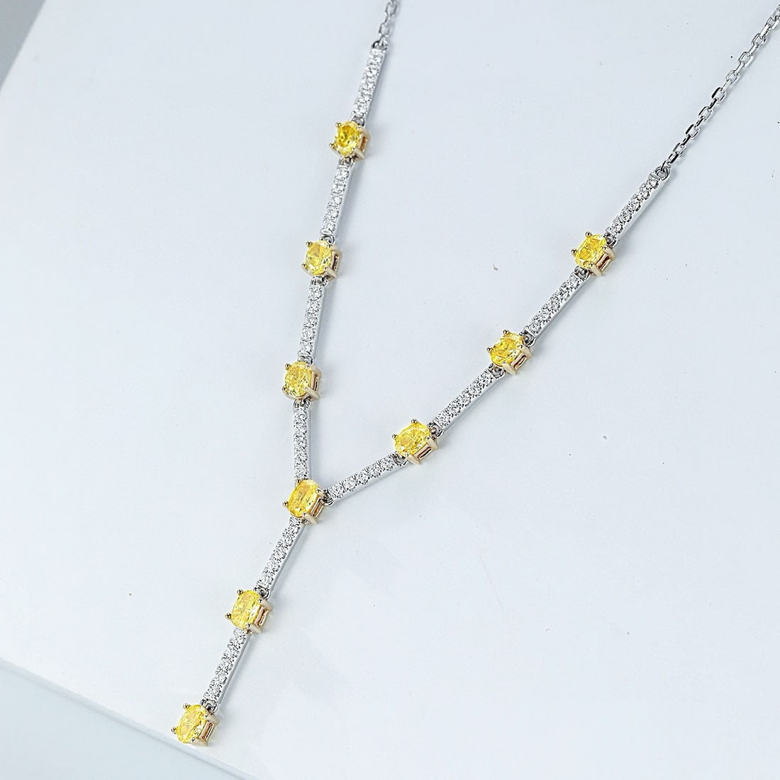 14k Gold 0.95 Ctw Natural Yellow Diamond & Diamond Necklace - 3