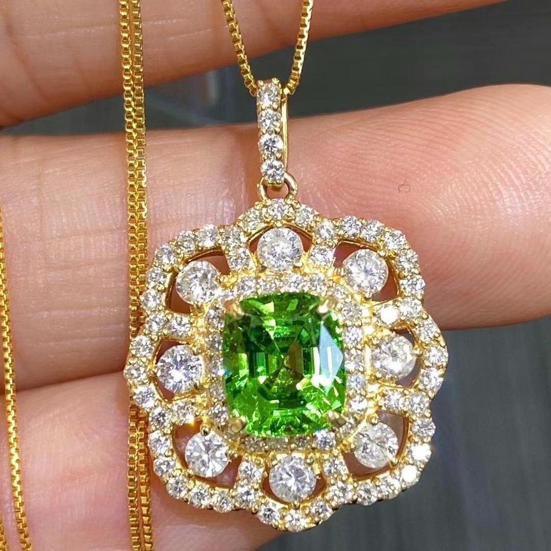 14k Gold 3.20 Ctw Natural Tsavorite & Diamond Pendant( Without Chain ): Ref:230952293 // gold content:14k gold // main gemstone:tsavorite // shape:cushion // carat weight:2. 08ct // color:green // treatment:natural // // adjacent gemstone 2 : diamond // shape:round // car