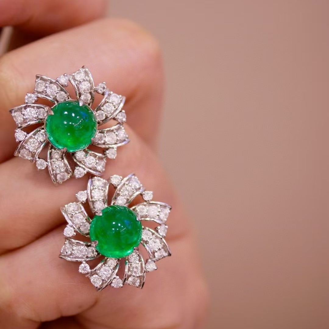 14k Gold 6.19 Ct Vivid Green Natural Emerald & Diamond Earrings - 3