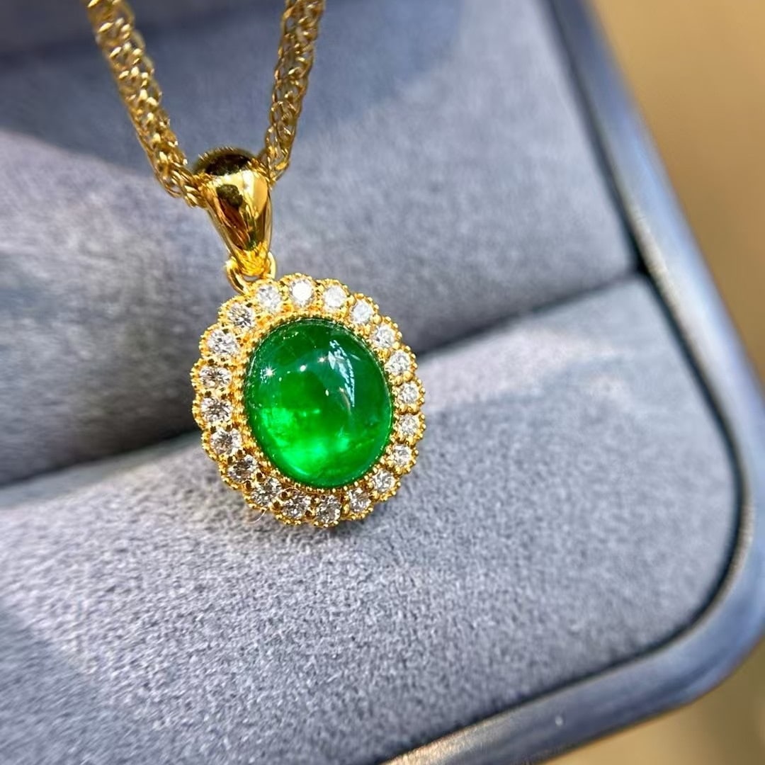 14k Gold 1.30 Ctw Vivid Green Natural Emerald & Diamond Pendant( Without Chain ) - 3