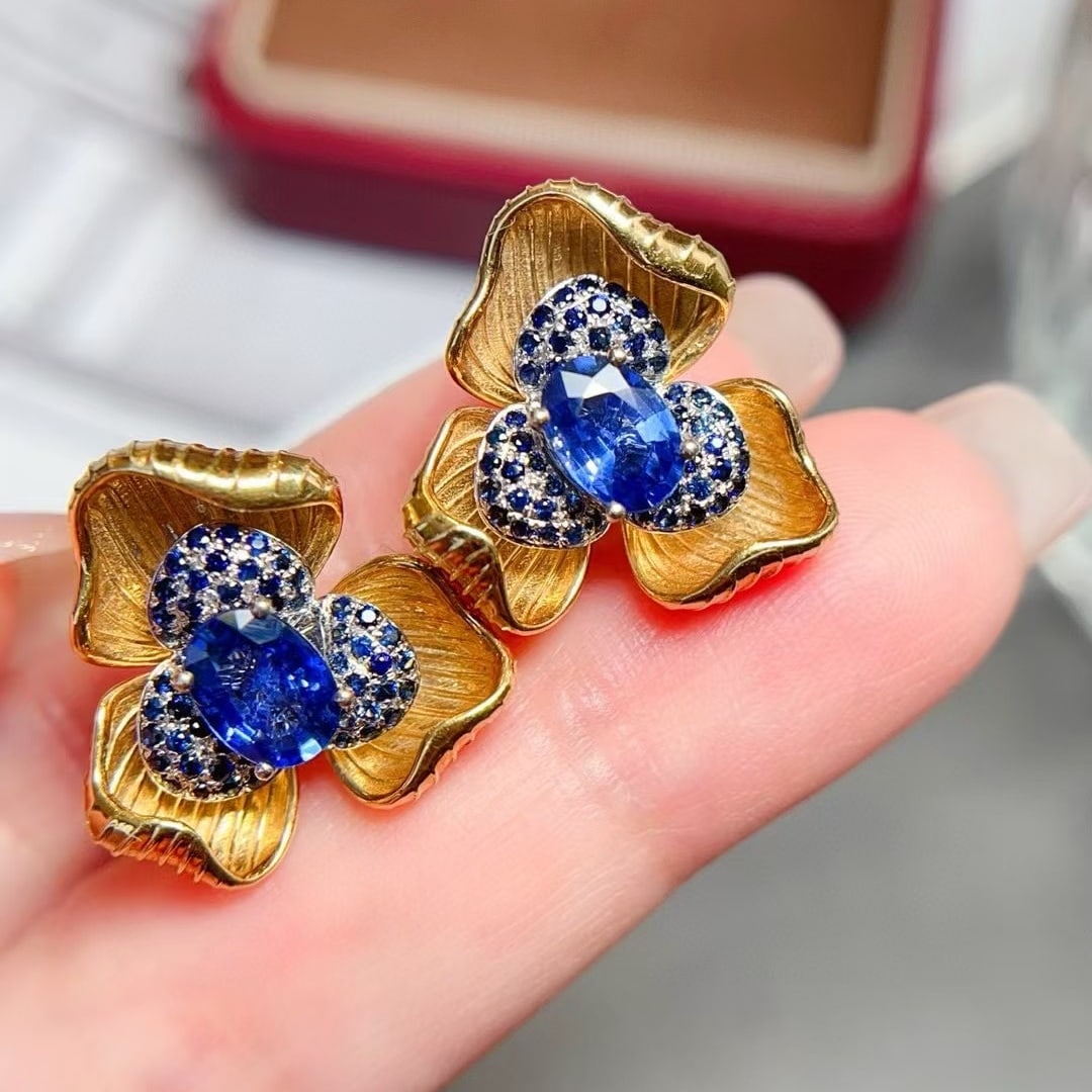 14k Gold 1.9 Ct Natural Sapphire & Sapphire Earrings - 4