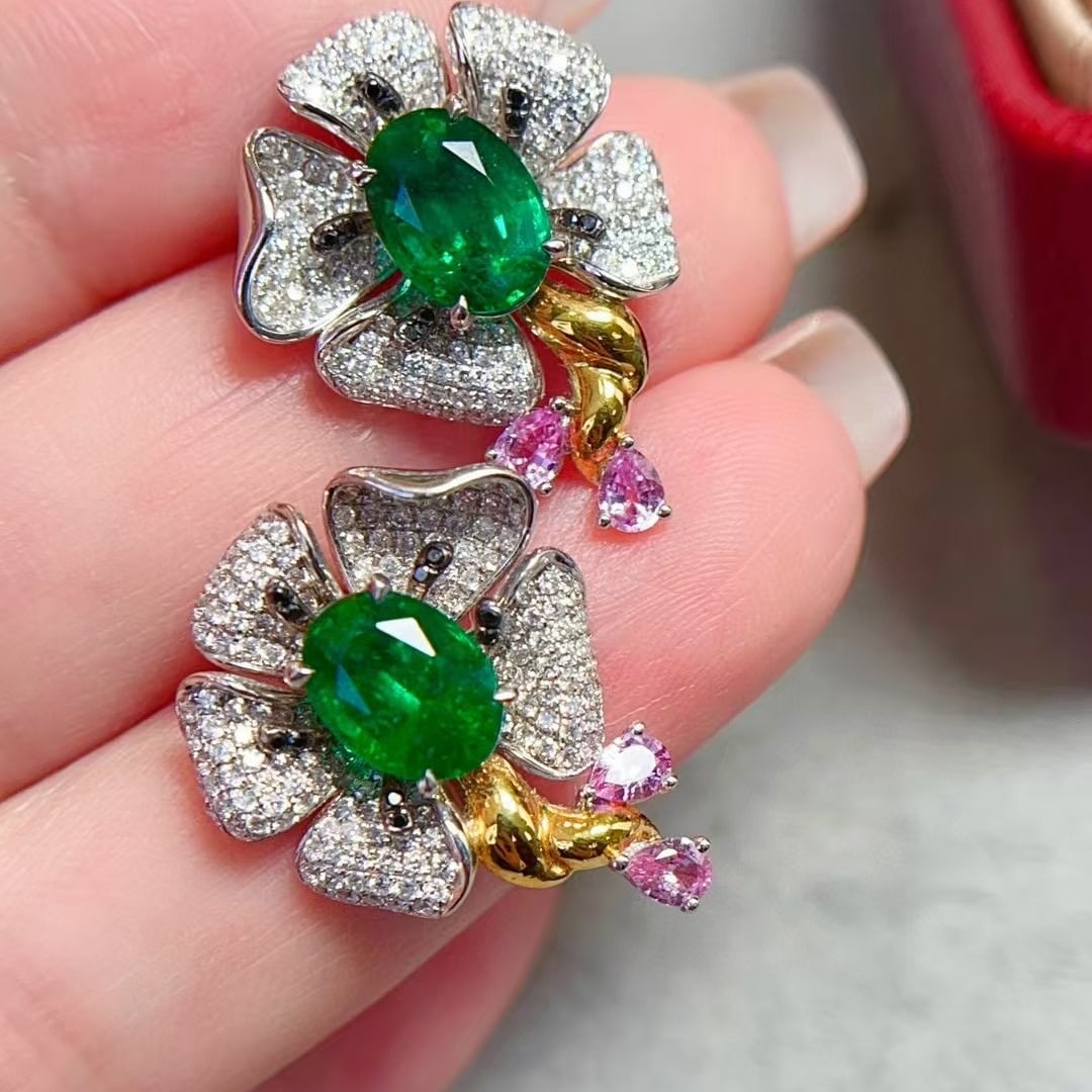 14k Gold 4.35 Ctw Vivid Green Natural Emerald & Diamond Earrings - 3