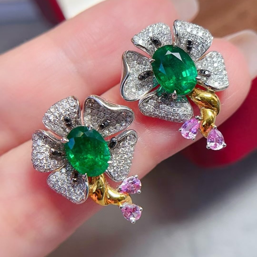 14k Gold 4.35 Ctw Vivid Green Natural Emerald & Diamond Earrings - 4