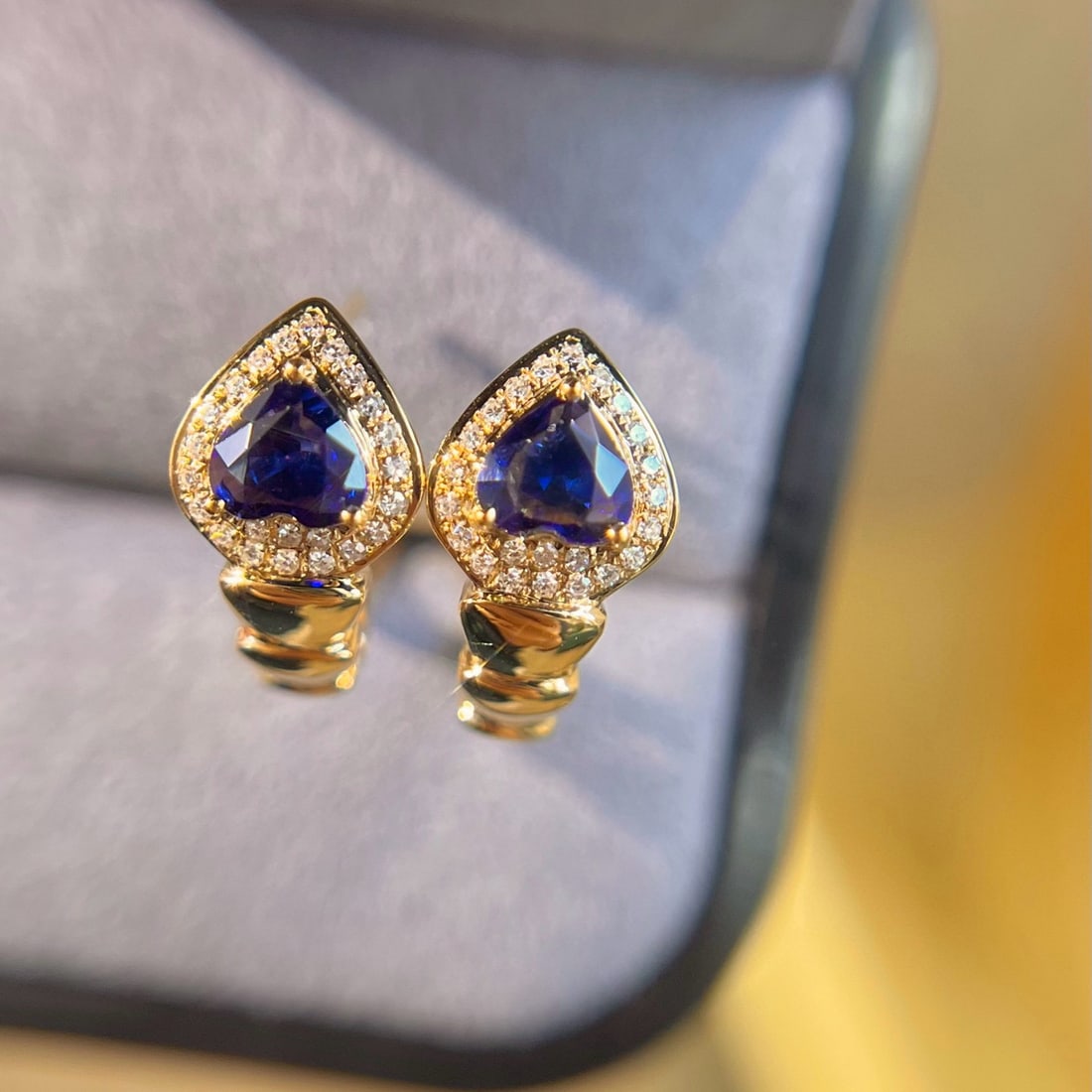 14k Gold 0.74 Ctw Natural Sapphire & Diamond Earrings - 4