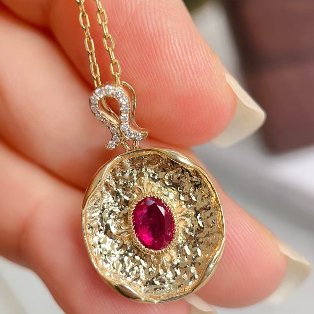 14k Gold 0.57 Ctw Natural Ruby & Diamond Pendant( Without Chain ): Ref:230952390 // gold content:14k gold // main gemstone:ruby // shape:oval // carat weight:0. 52ct // color:pigeonblood red // treatment:natural // // adjacent gemstone 2 : diamond // shape:round // c