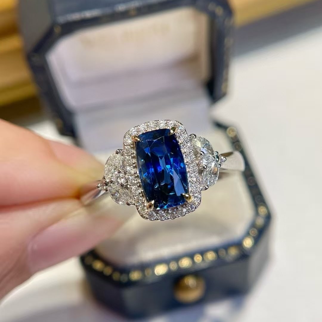 14k Gold 2.18 Ct Natural Sapphire & Diamond Ring: Ref:230952399 // gold content:14k gold // ring size:7. 25us // // main gemstone:sapphire // shape:cushion // carat weight:2. 18ct // color:cornflower blue // treatment:natural // // adjacent gemstone