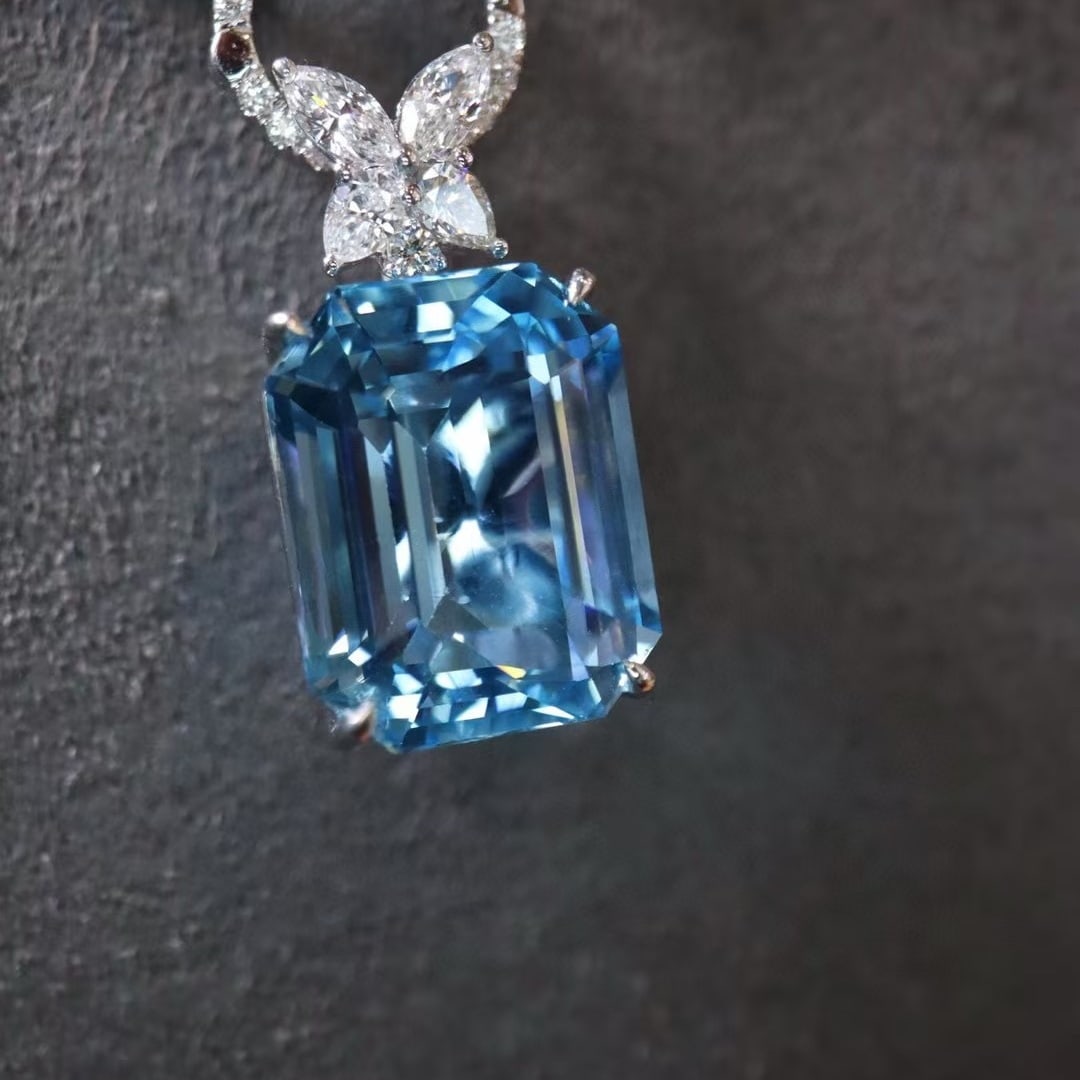 14k Gold 6.35 Ctw Natural Aquamarine & Diamond Pendant( Without Chain ) - 2