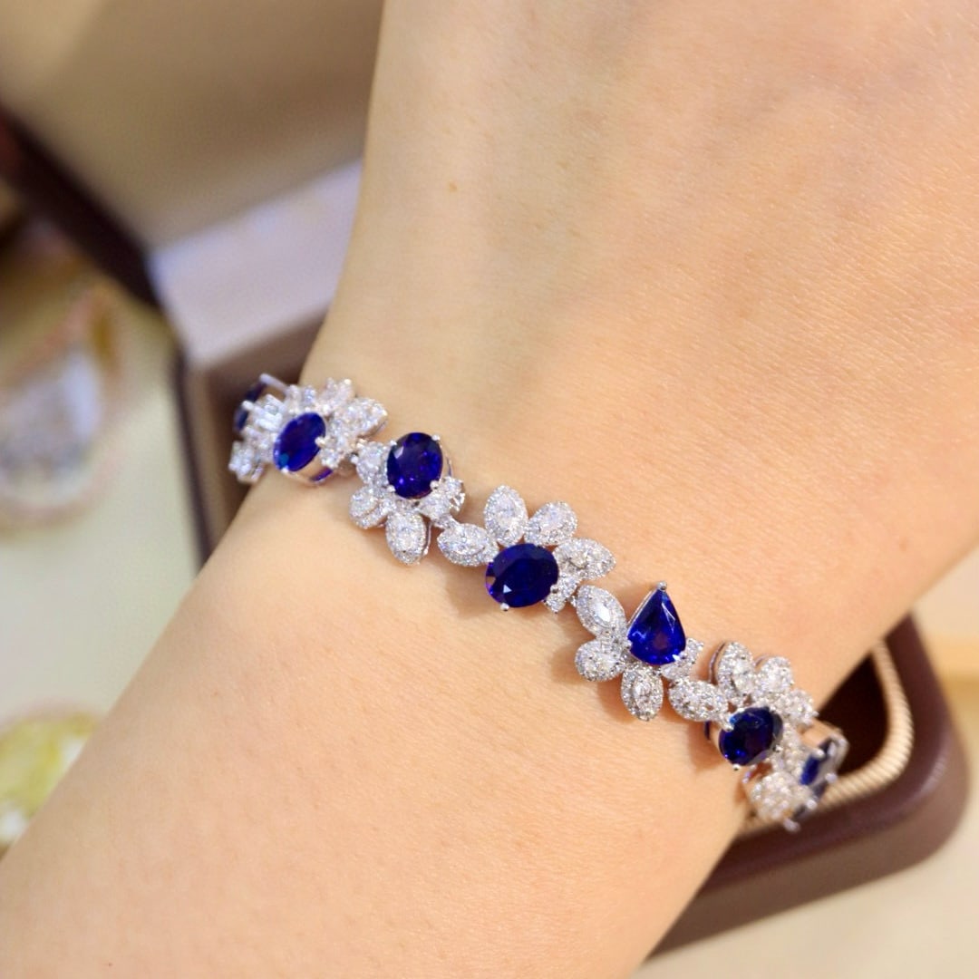 14k Gold 11.95 Ctw Vivid Blue Natural Sapphire & Diamond Bracelet - 8