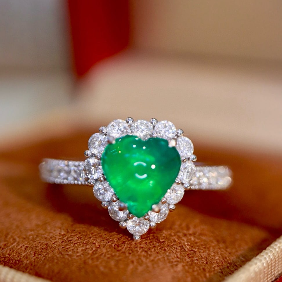 14k Gold 1.84 Ctw Natural Emerald & Diamond Ring - 5