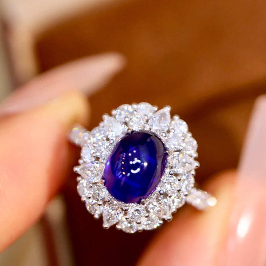 14k Gold 3.21 Ctw Vivid Blue Natural Sapphire & Diamond Ring: Ref:230952438 // gold content:14k gold // ring size:7. 25us // // main gemstone:sapphire // shape:oval // carat weight:2. 10ct // color:vivid blue // treatment:natural // // adjacent gemstone 2 : diam