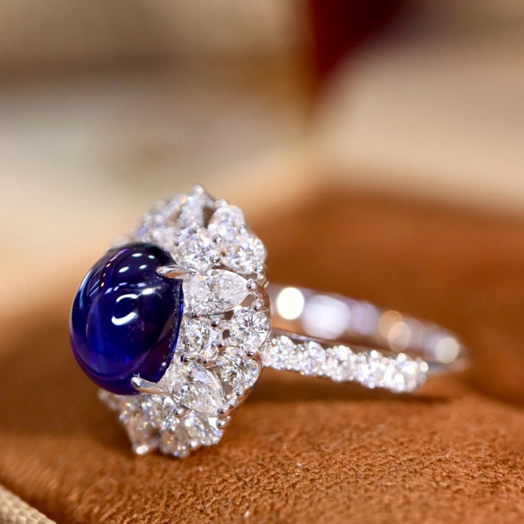 14k Gold 3.21 Ctw Vivid Blue Natural Sapphire & Diamond Ring - 4