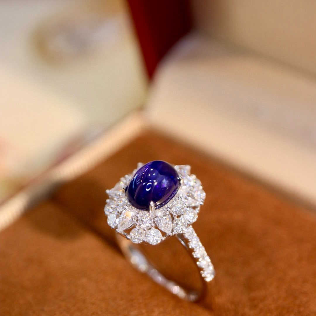 14k Gold 3.21 Ctw Vivid Blue Natural Sapphire & Diamond Ring - 6