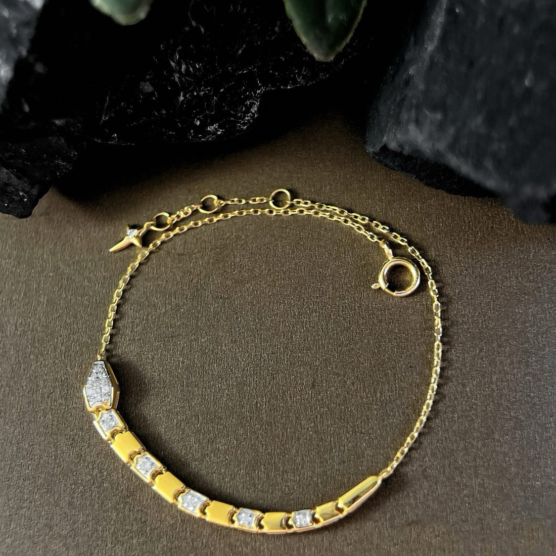 14k Gold 0.13 Ct Natural H Diamond Bracelet - 2