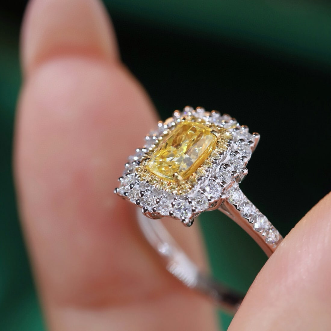 14k Gold 1.65 Ctw Natural Yellow Diamond & Diamond Ring - 4