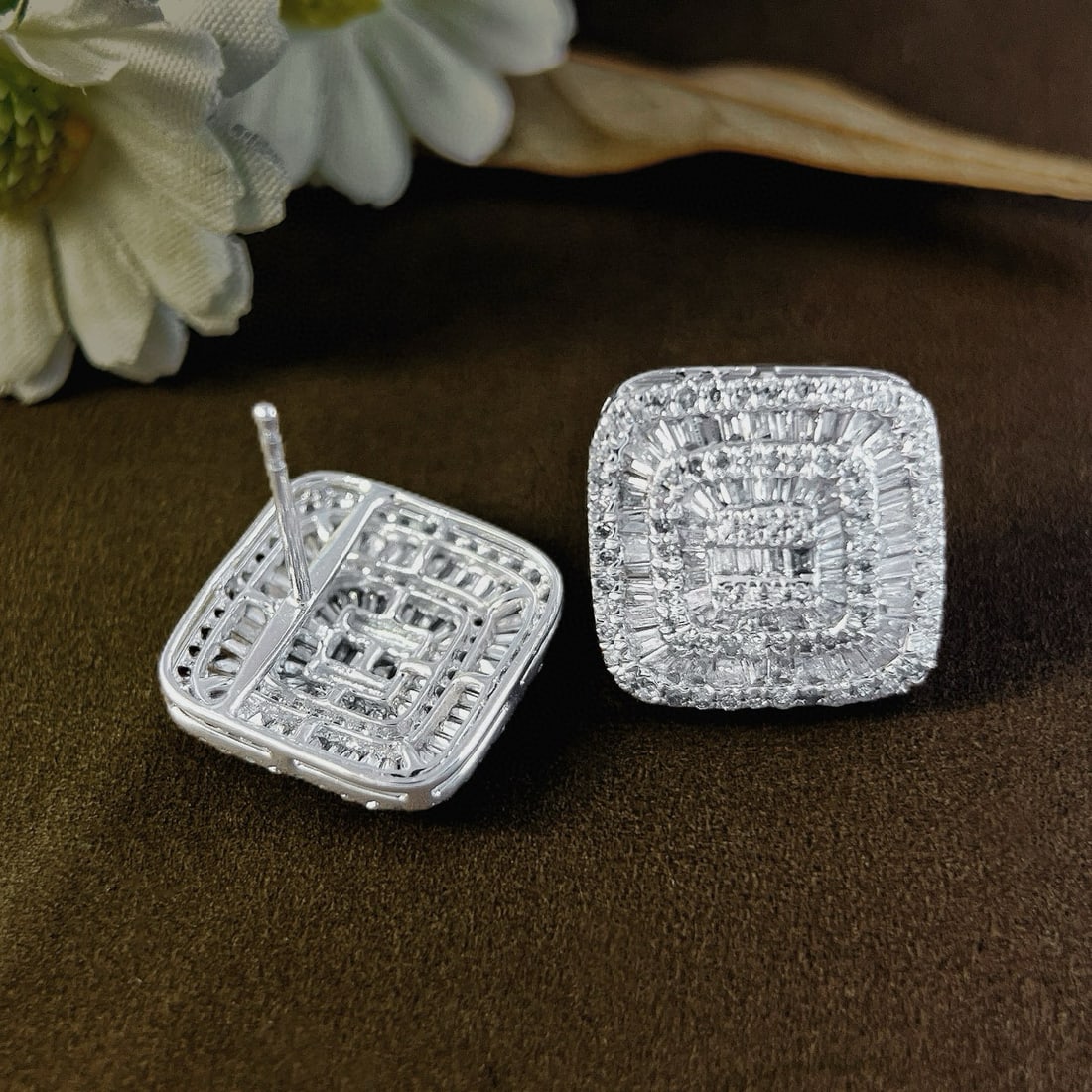 14k Gold 1.2 Ct Natural H Diamond Earrings - 2