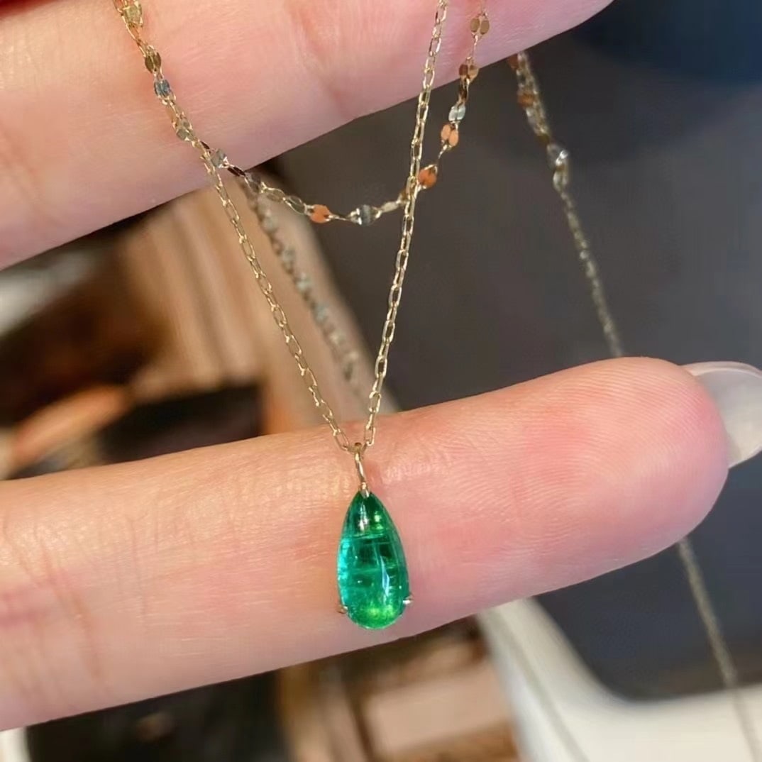 14k Gold 0.7 Ct Natural Emerald Necklace - 2
