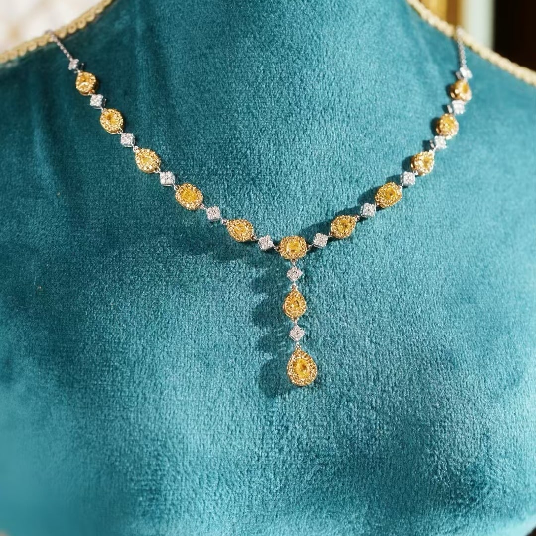 14k Gold 2.31 Ctw Natural Yellow Diamond & Diamond Necklace: Ref:230953029 // gold content:14k gold // main gemstone:yellow diamond // shape:pear // carat weight:0. 19ct // color:yellow // treatment:natural // // adjacent gemstone 2 : diamond //