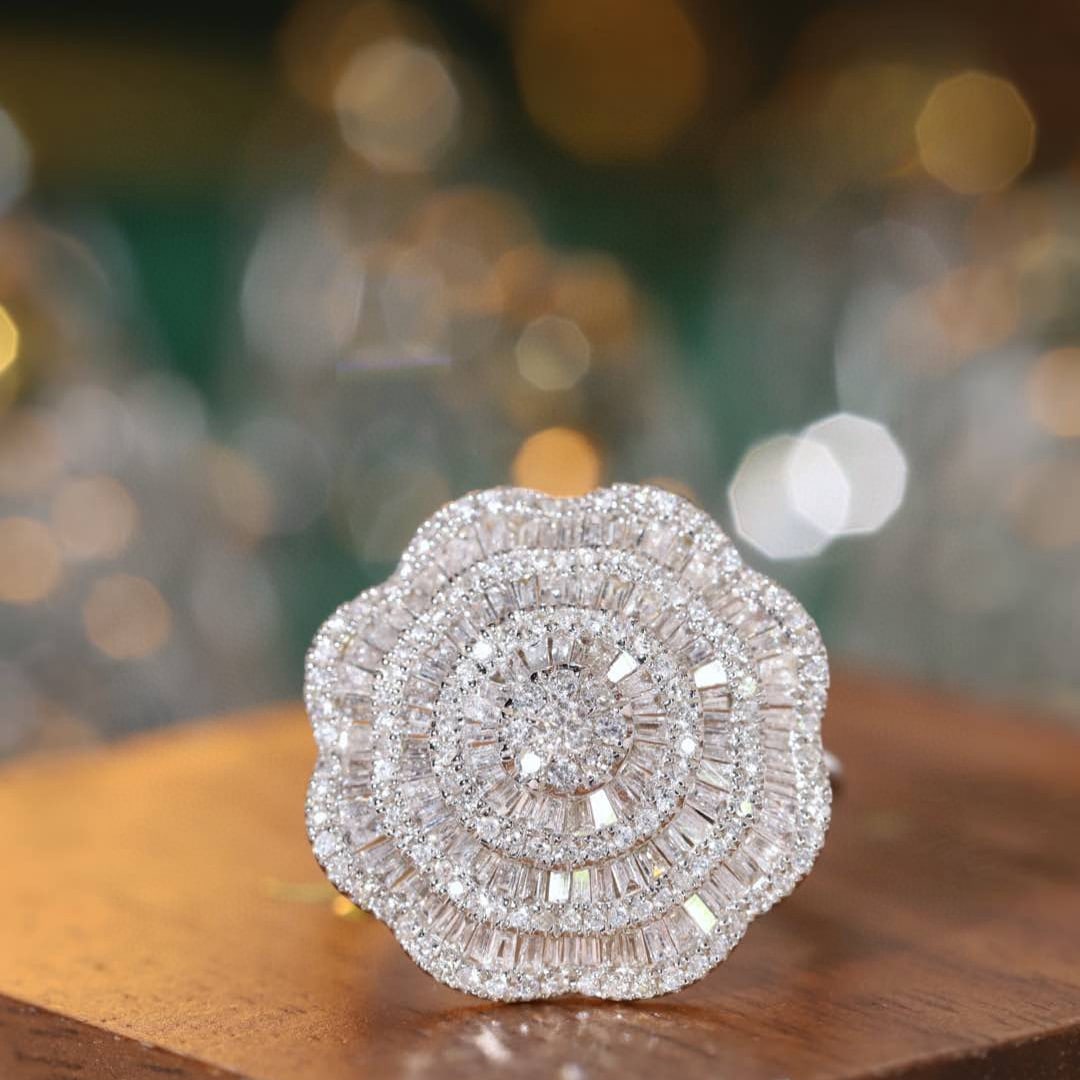 14k Gold 1.5 Ct Natural H Diamond Ring: Ref:230953031 // gold content:14k gold // ring size:7. 25us // // main gemstone:diamond // shape:multiply // carat weight:1. 5ct // clarity grade:vs-si // color:h // treatment:natural // Condition: N