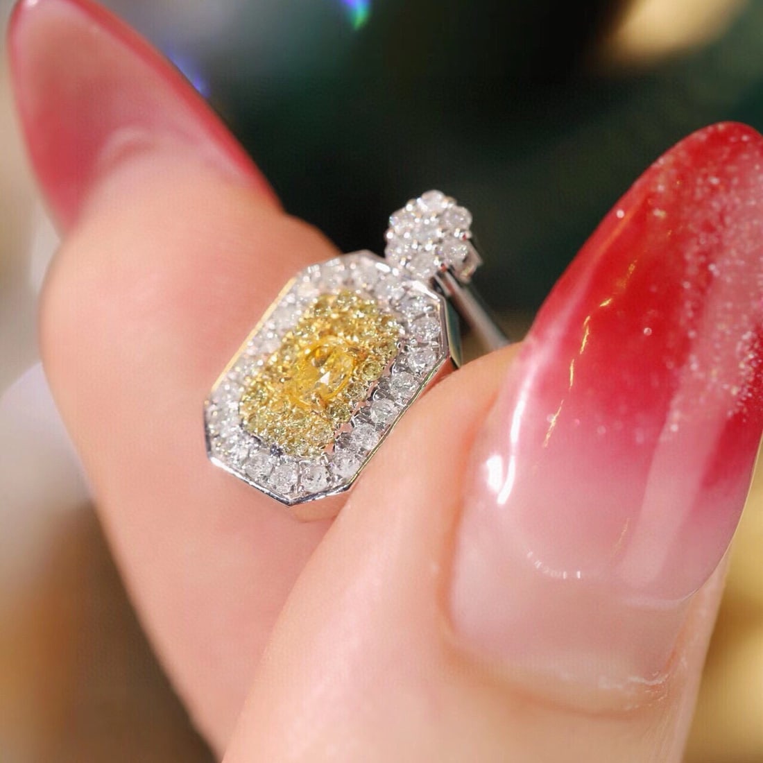 14k Gold 0.80 Ctw Natural Yellow Diamond & Diamond Earrings - 7