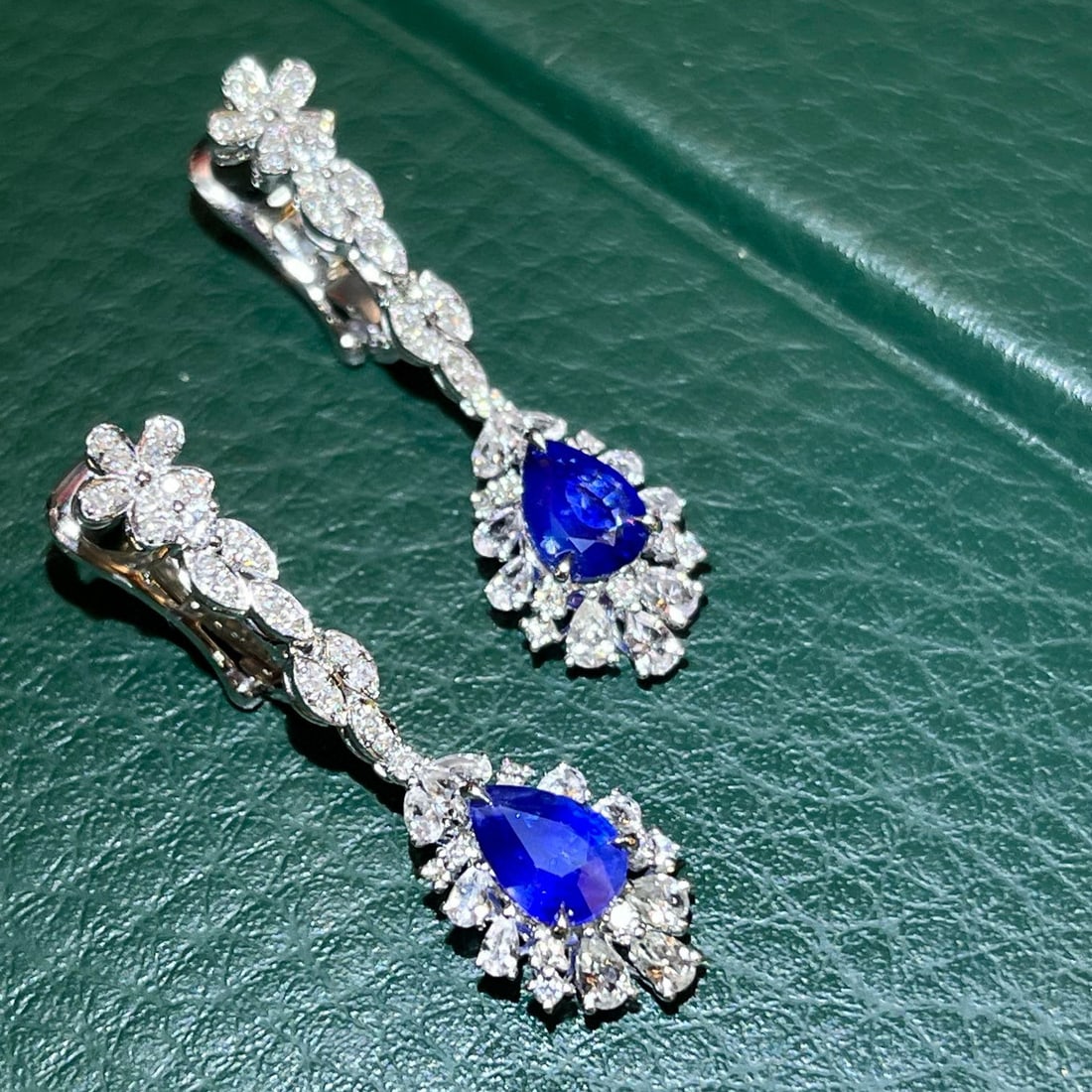 14k Gold 2.87 Ctw Vivid Blue Natural Sapphire & Sapphire Earrings - 3